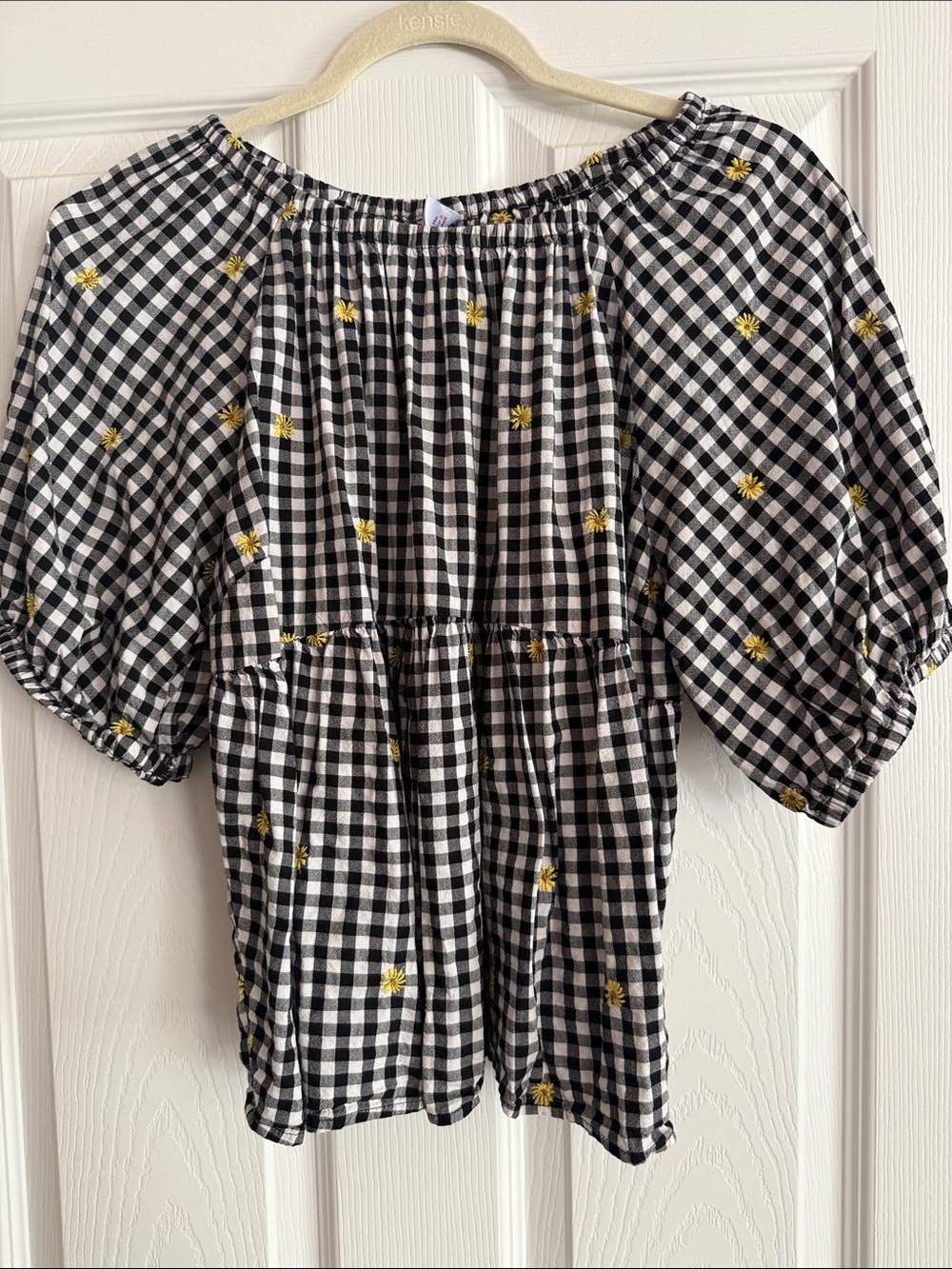 Old Navy B&W Gingham Puff-Sleeve Top with Yellow Embroidery baby doll L sku58